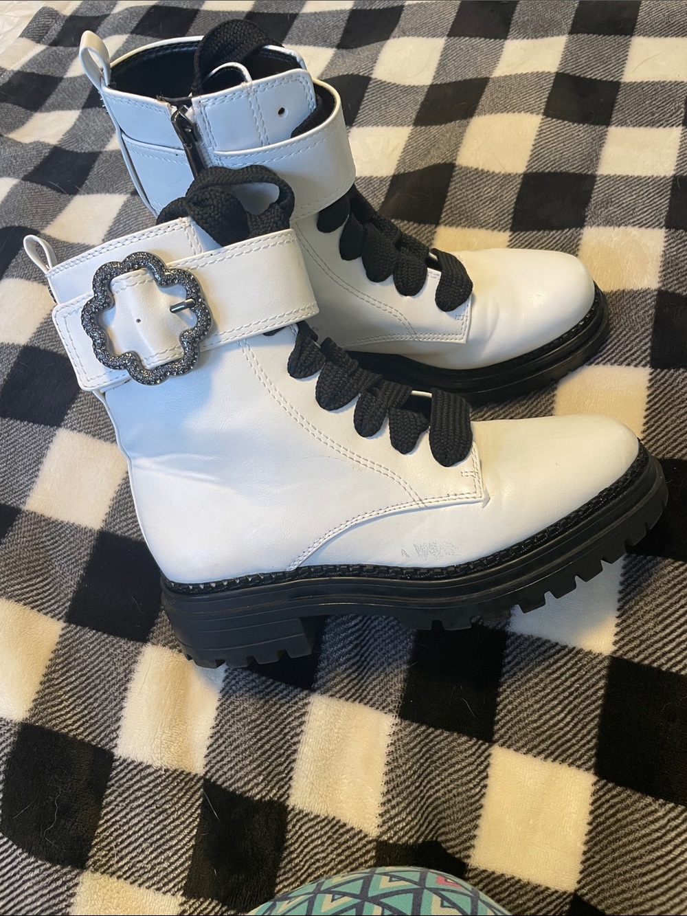 Sam & Libby White Combat Boots with Black Laces and Buckle